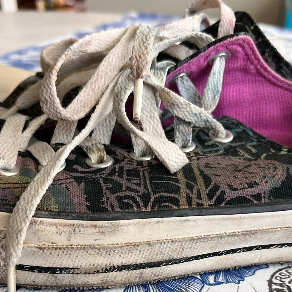 Converse Women's All Star Graffiti Shoes Size 8